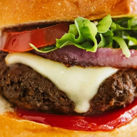 Hamburger with Batata