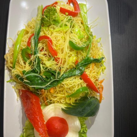 Singapore Noodles – Chicken / Prawn / Veg